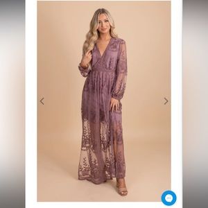 Wore as maternity dress for photo shoot once.